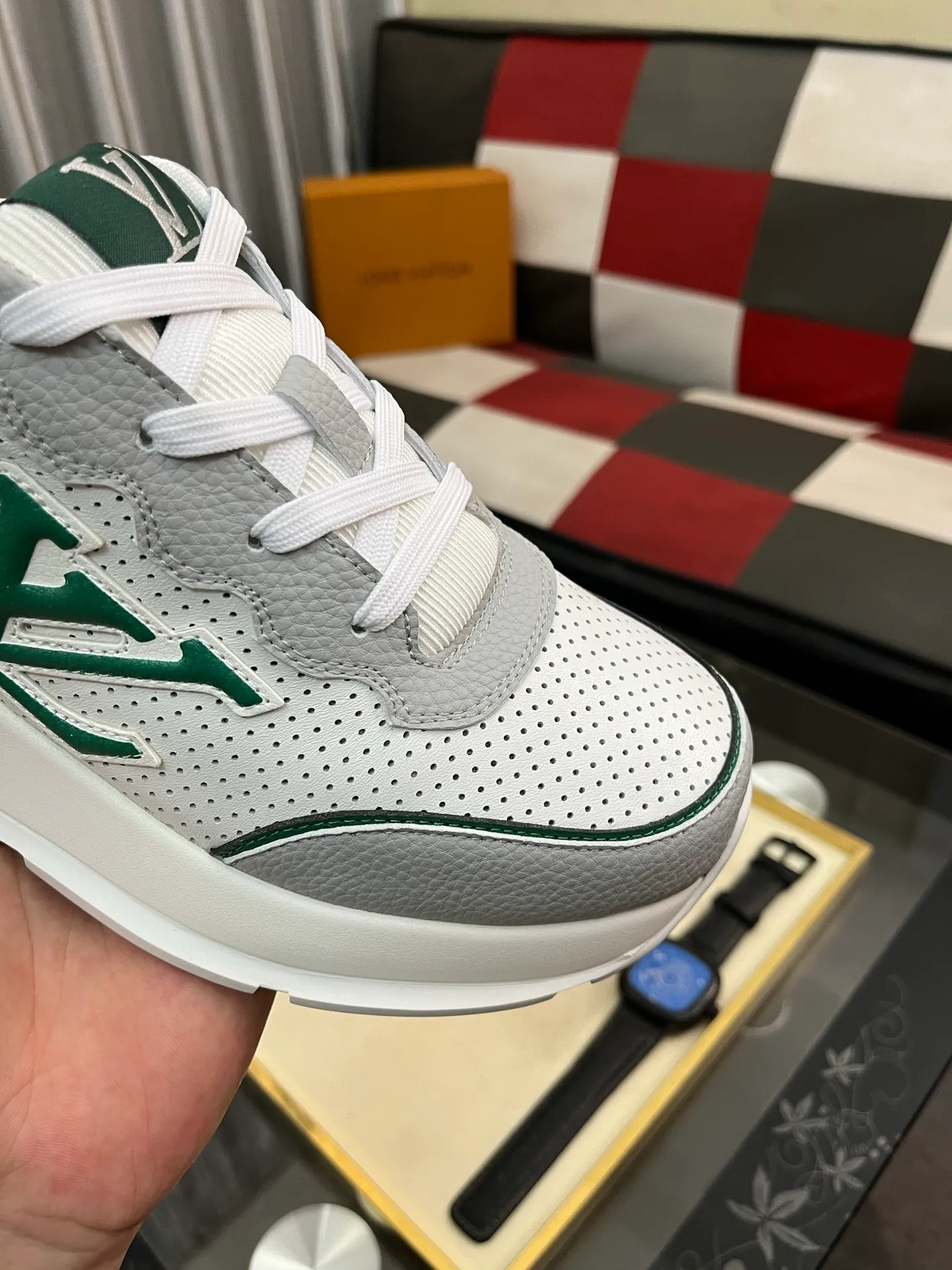 Men's shoes 💰458⌚️⌚️[Louis Vuitton LV] Dad shoes are popular casual sports shoes with outsole, breathable and comfortable, easy to walk, trendy men's versatile fly woven epoxy with ➕leather lining➕Gucci's popular original outsole, sports and running style, super comfortable. Code number 38-44